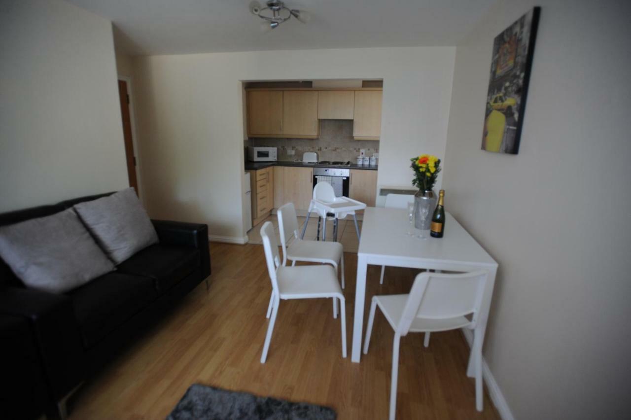 Liverpool 2 Bedroom Apartment Exteriör bild